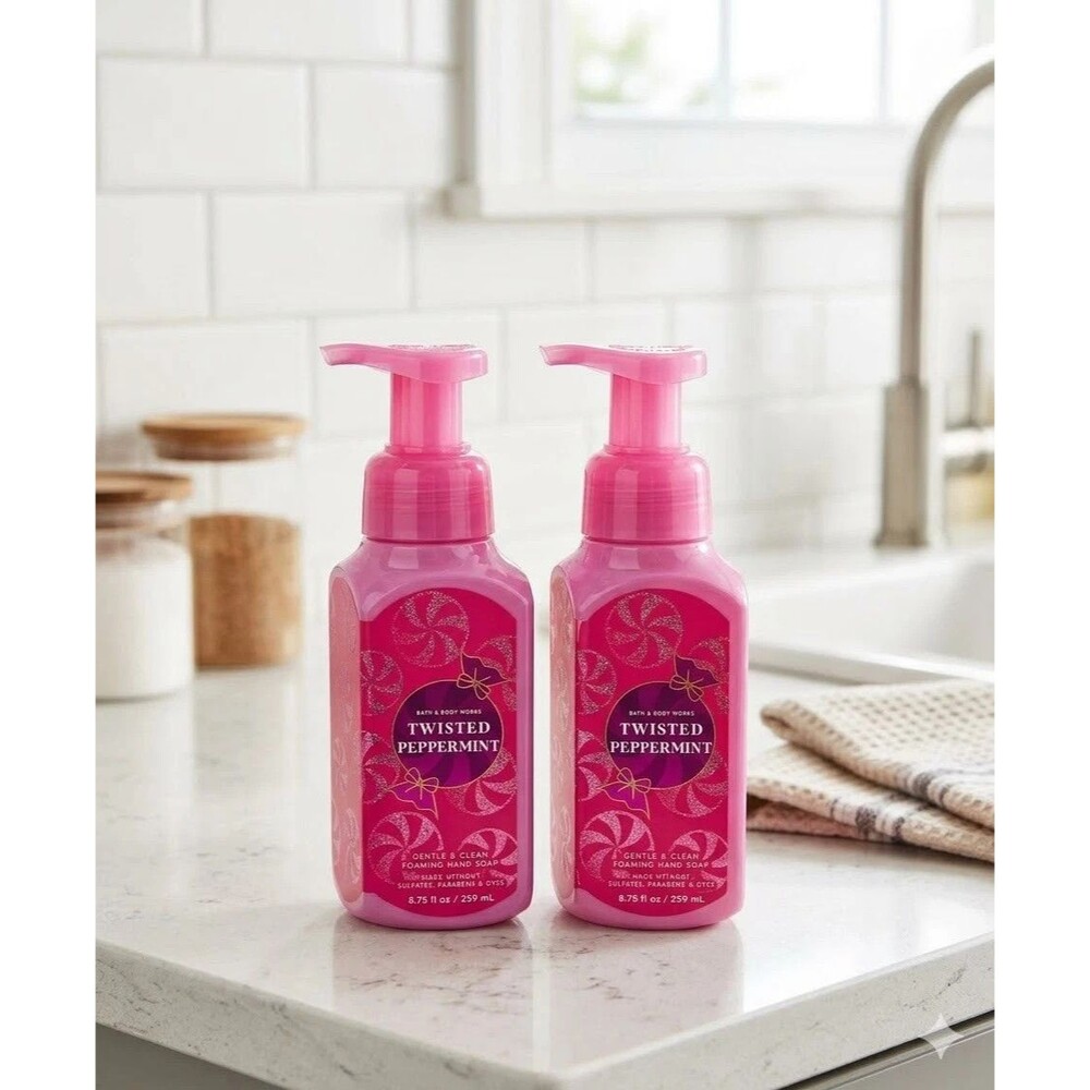 Bath & Body Works Twisted Peppermint Foaming Hand Soap Gentle & Clean 8.75 fl oz